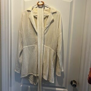 Sabo skirt cream colored cotton, gauze, short outfit with belt tie closure